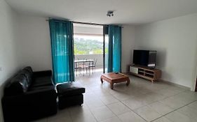 Papeete Guest Uraore